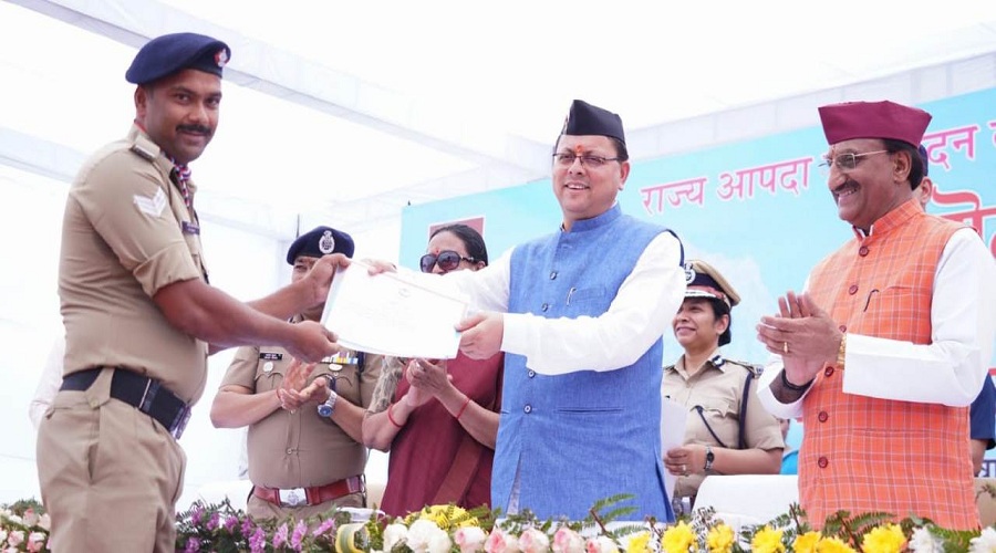 CM-dhami-SDRF-office.jpg