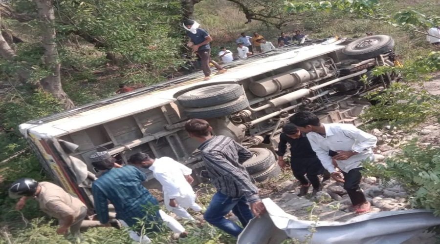 roadways-bus-accident.jpg