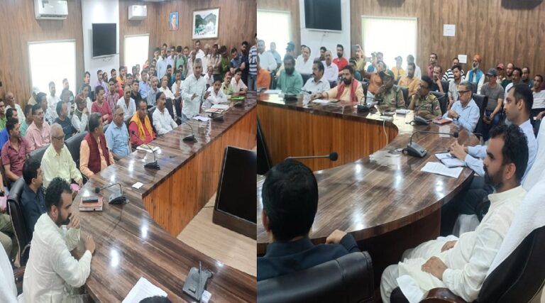 deepak-bijlwan-meeting.jpg